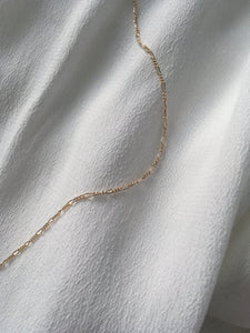 Dainty Figaro Bracelet