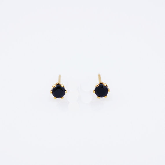 black spinel gemstone studs gold shazoey 