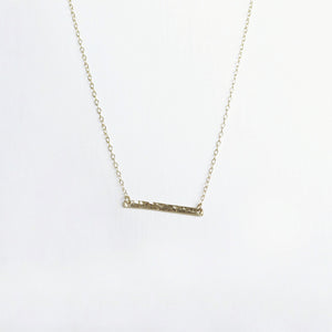 gold hammered bar necklace shazoey