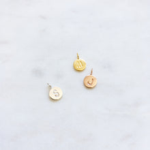 Initial tag for necklace in gold vermeil, sterling silver and rose gold vermeil